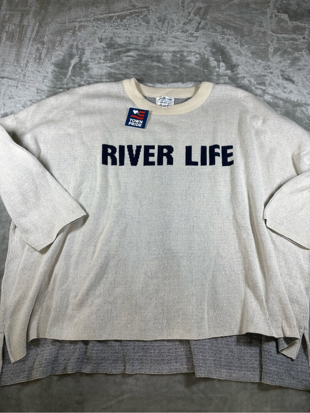 Town Pride “River Life” Oversized Coastal Sweater Size XL NWT